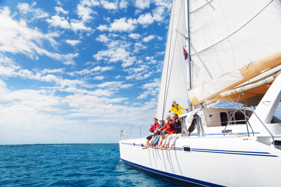 10 Signs To Become A Sailing Cruiser Now