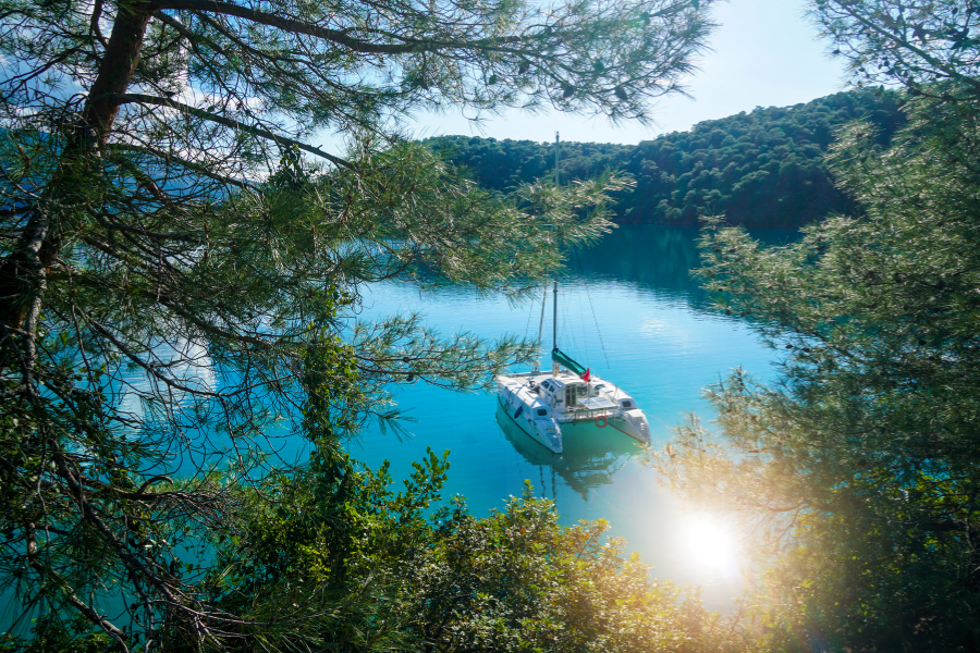 learn to sail on a catamaran