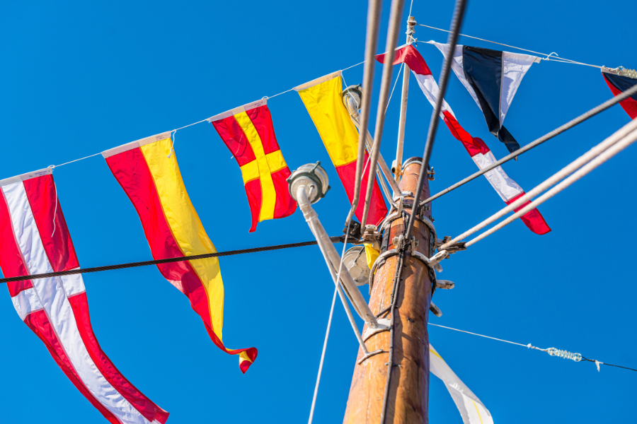 sailing boat flags 